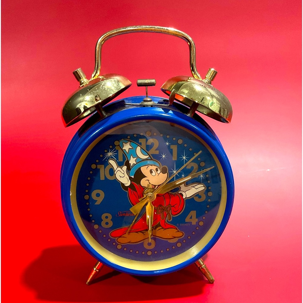 Vintage Mickey Mouse double chime alarm clock.